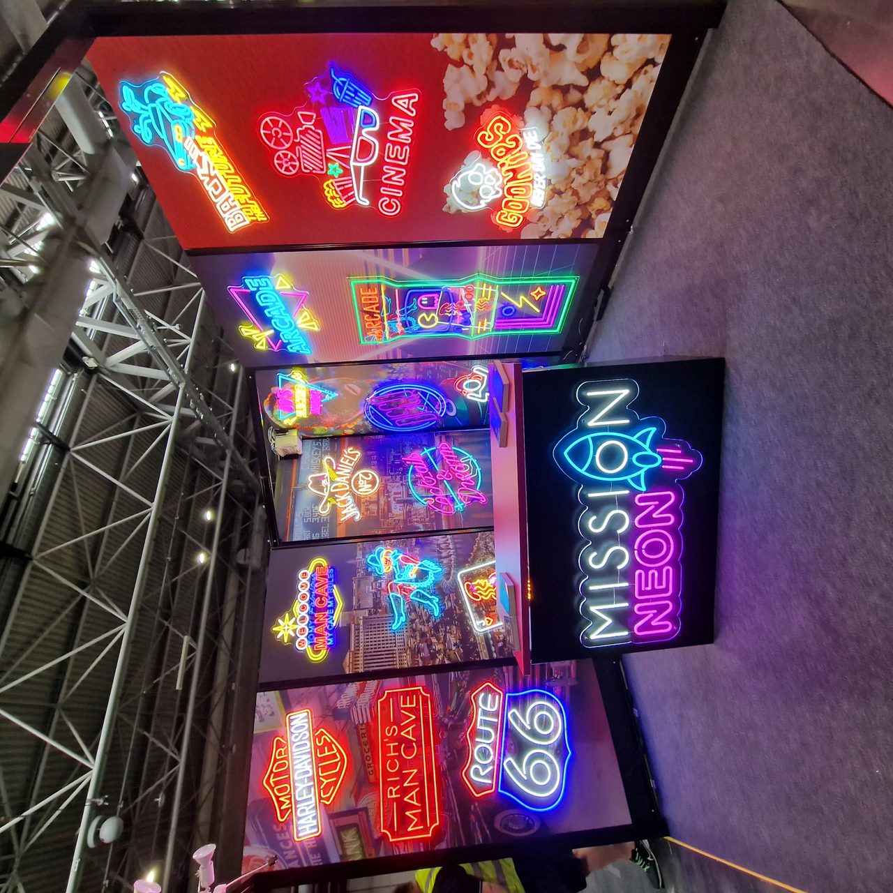 Mission Neon - Awesome Neon Sign Supplier!